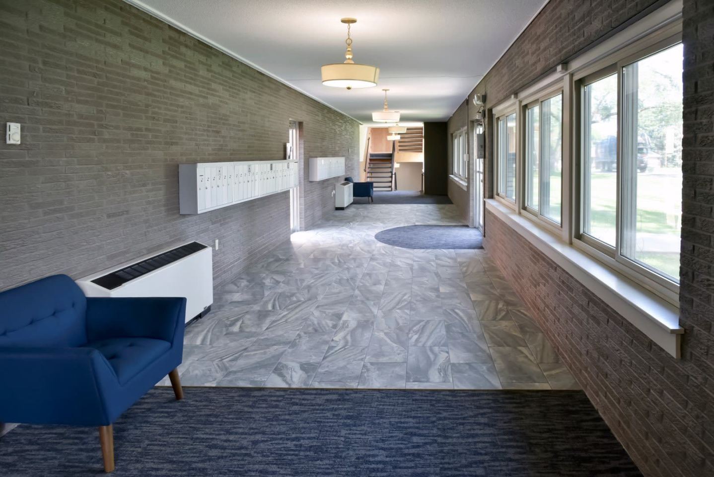 Plaza Apartments Image 2