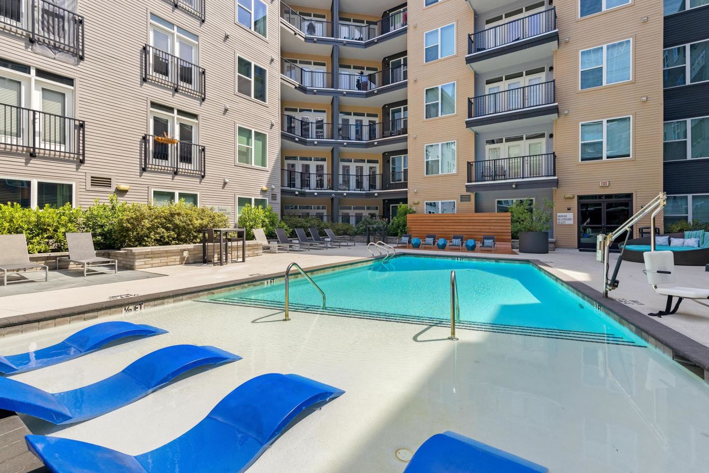 The Dartmouth North Hills Apartments Image 24