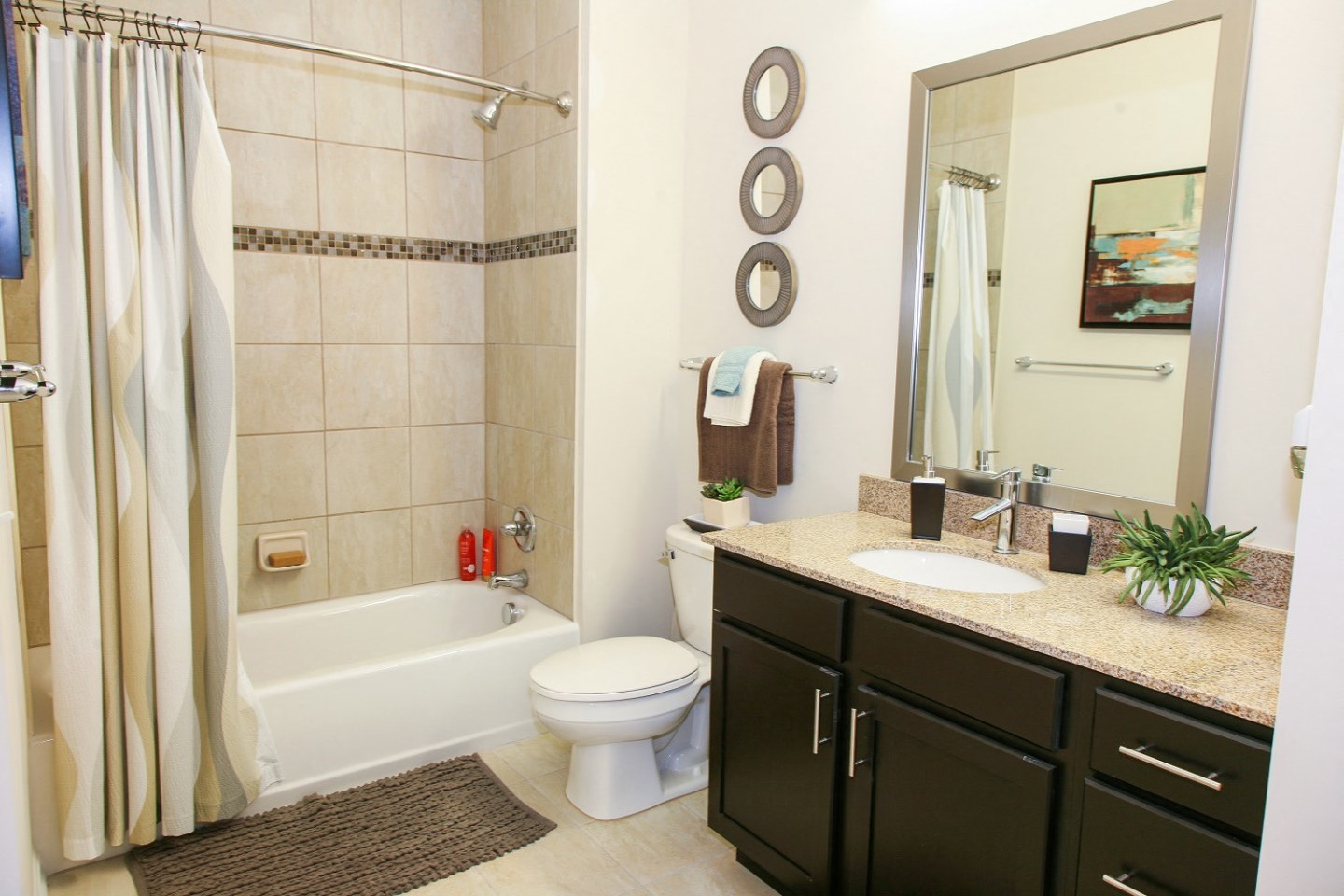 Delta Flats Image 18