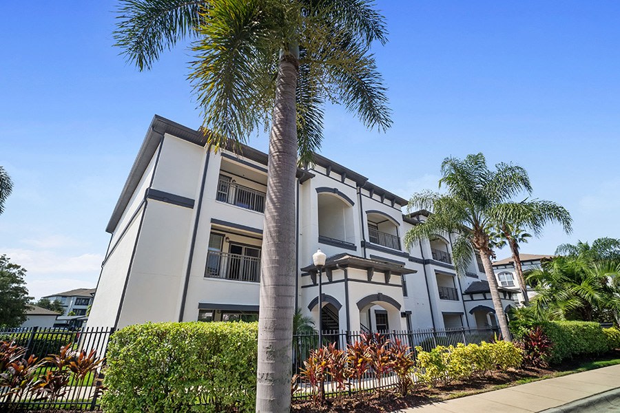 Reserve at Beachline Apartments Image 14