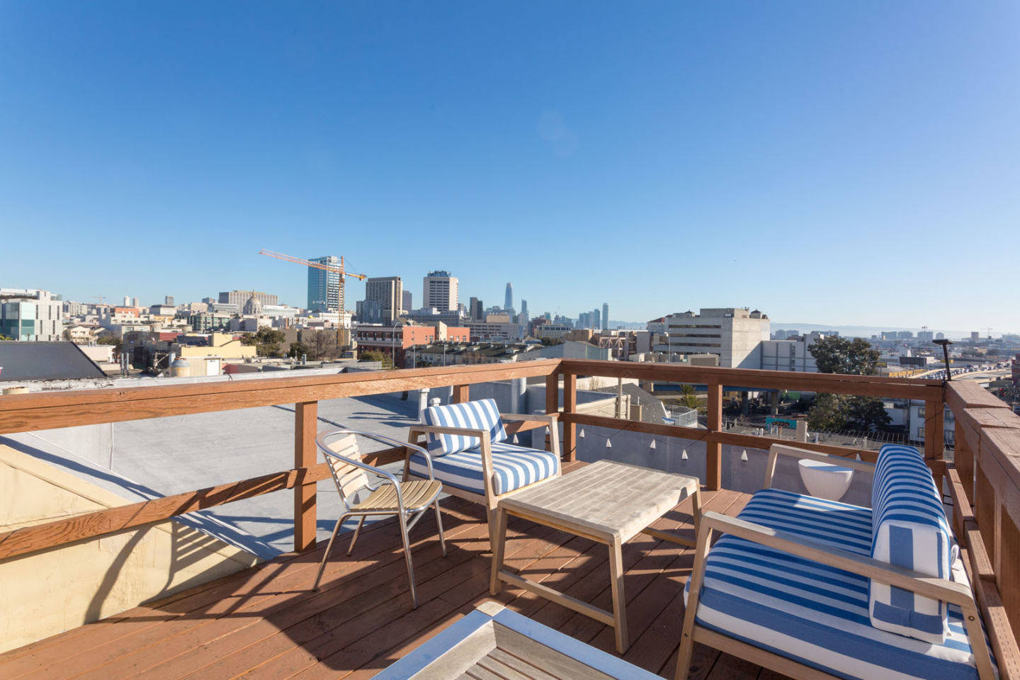 140 DUBOCE Image 20