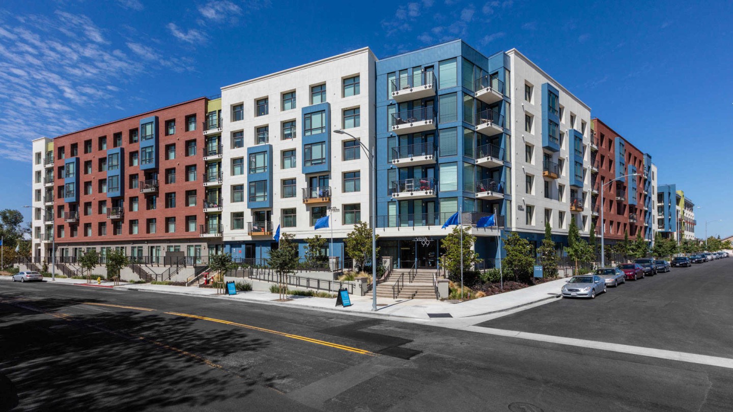 Vista 99 Apartments Image 33