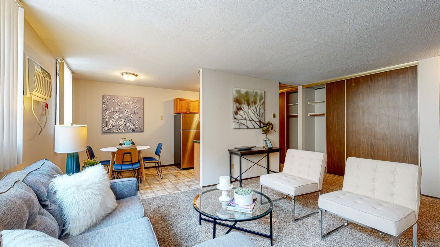 624 Huron Image 10
