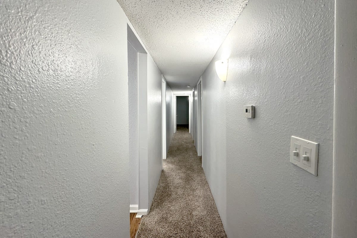 Ascot Place Image 40