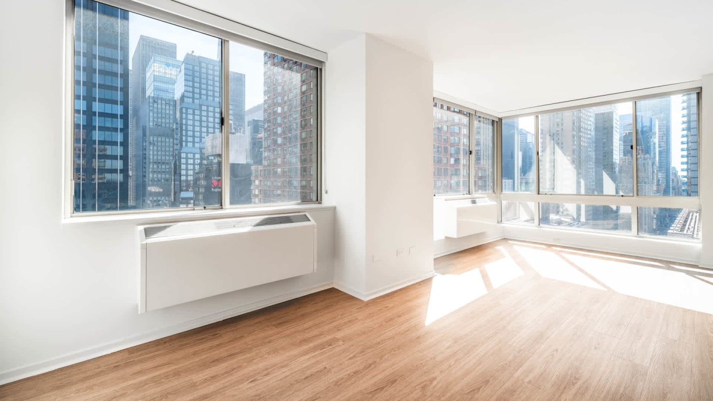 Longacre House Apartments Image 14
