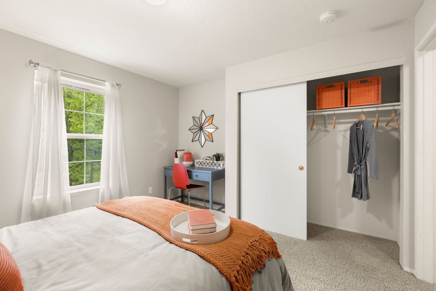 Eight Towncenter Image 15