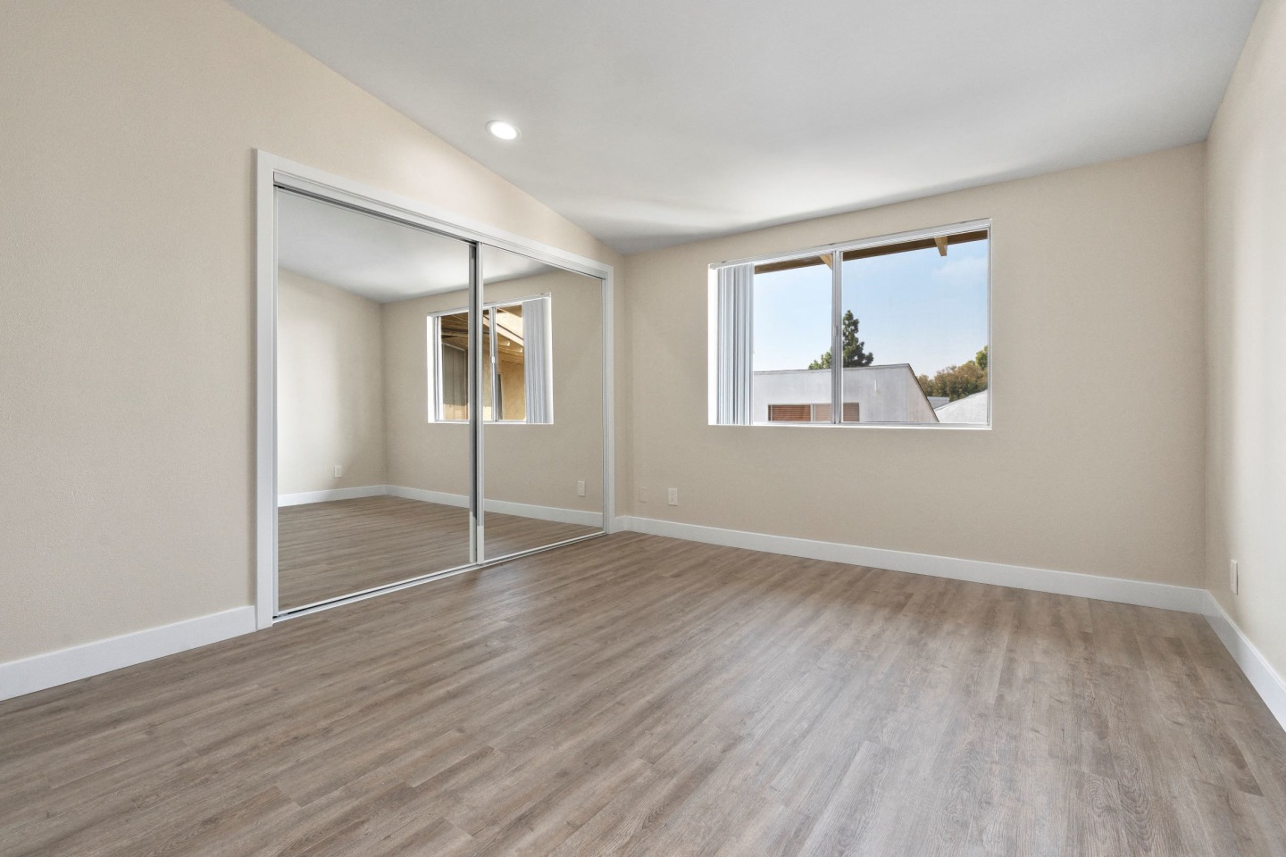 Parkway Terrace Image 31