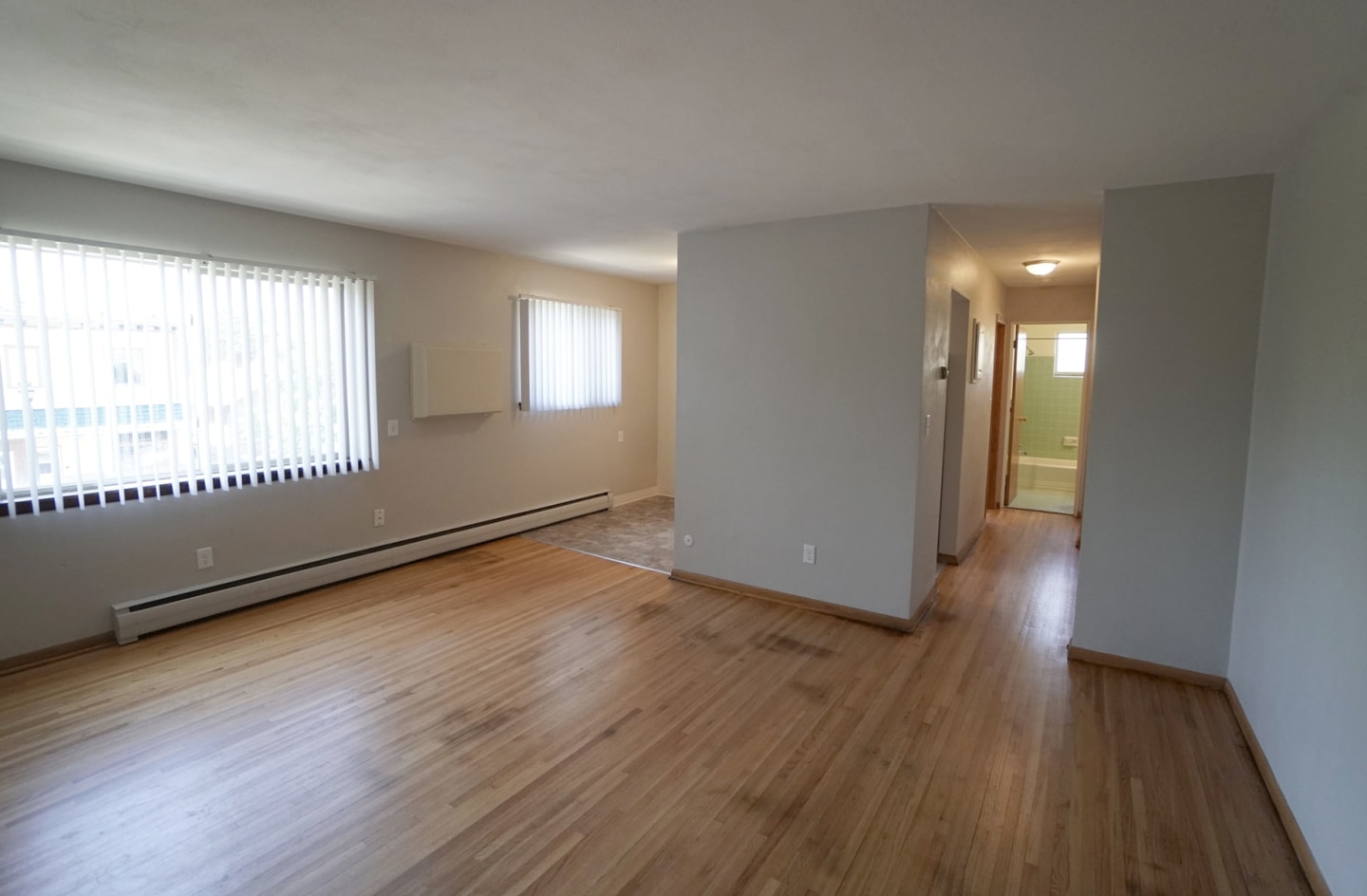 Como Lakes Apartments Image 18