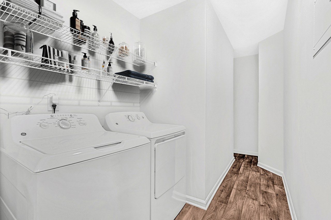 Affordable Housing - Caveness Farms Apartment Homes Image 68