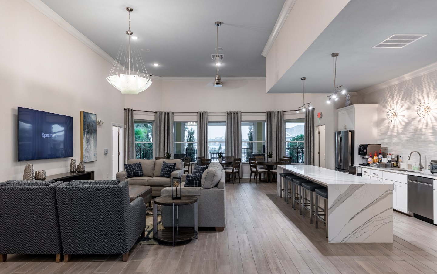 The Oaks on the Lake- Active Adult 55+ Living Image 2