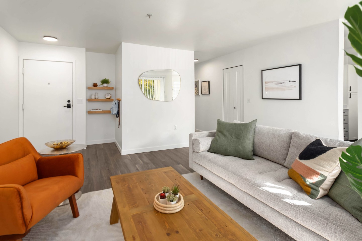 Brant Apartments Image 10