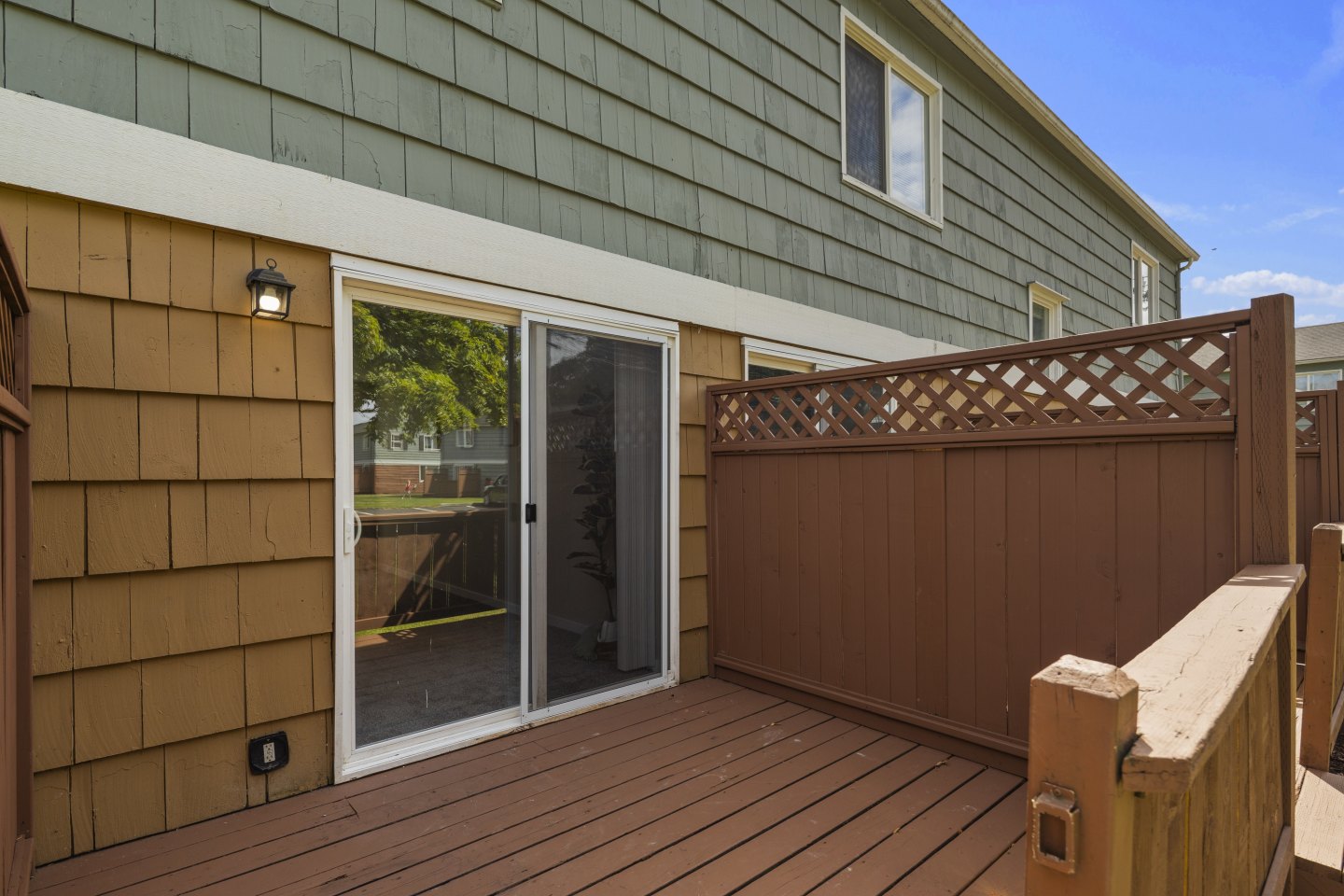 Pacific Walk Townhomes Image 35