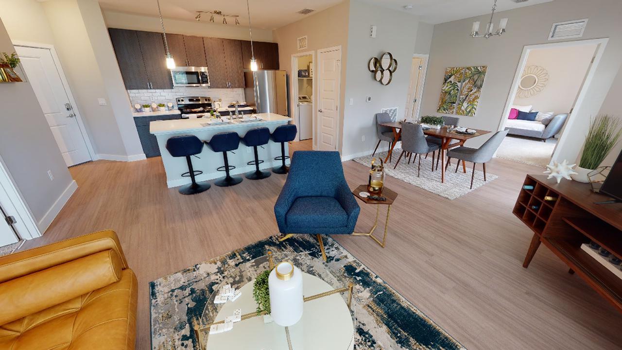 81 West Image 32