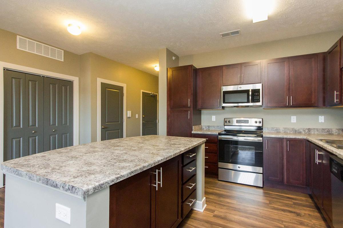 Summit at Sunnybrook Village Image 33