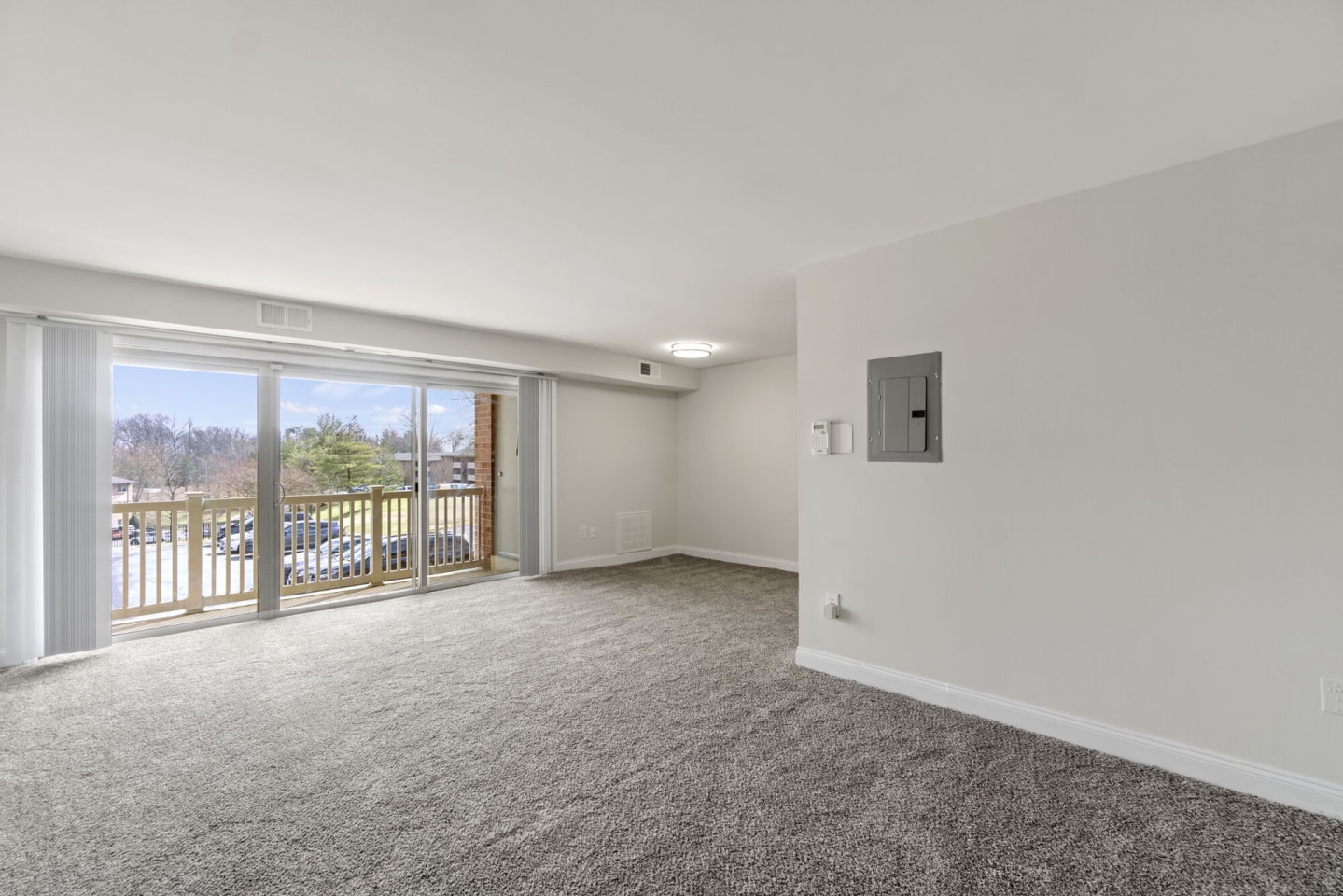 Chesapeake Landing Image 25