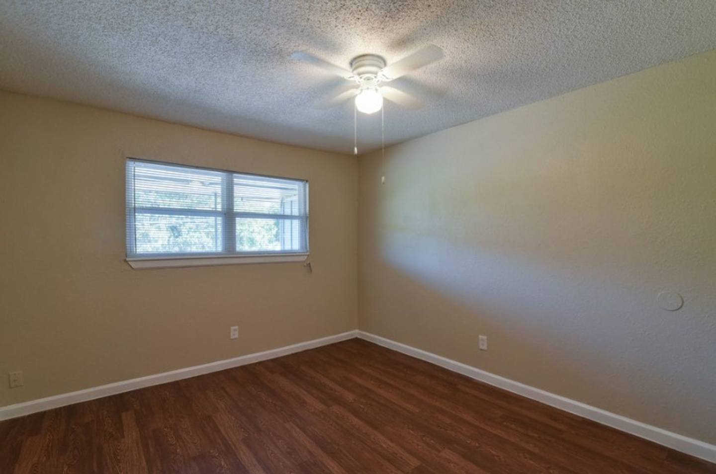 Spanish Cove Image 20