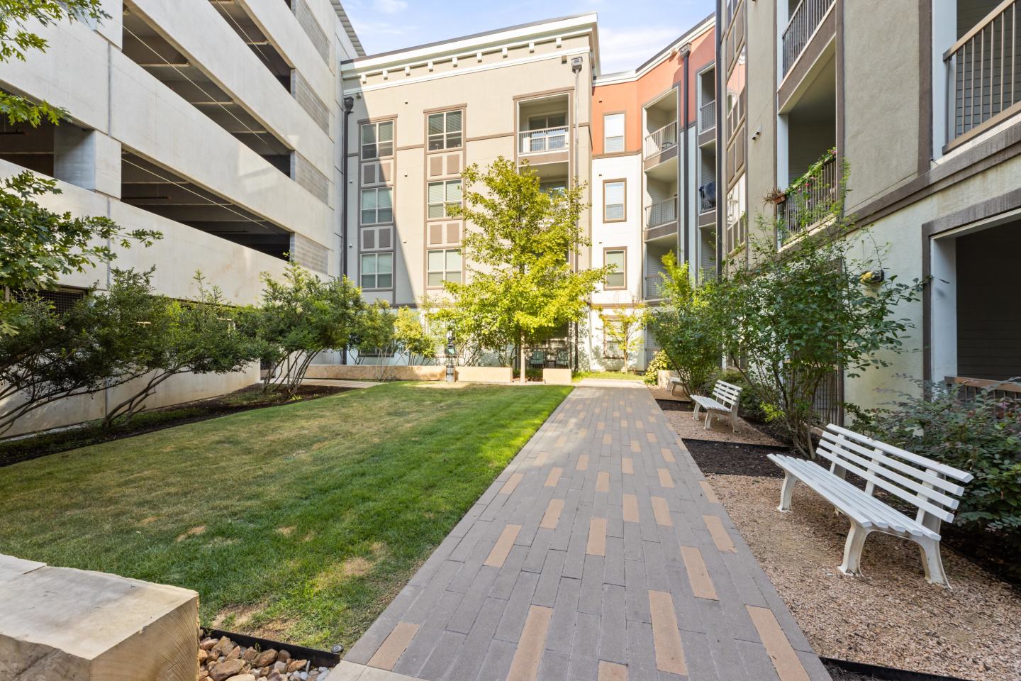 Rocklyn at Samuels Ave Image 30