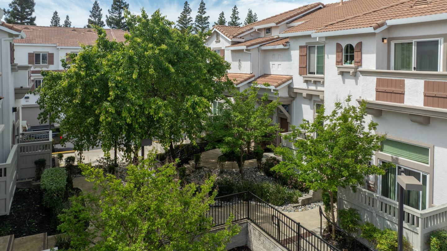 Adora Townhomes Image 29