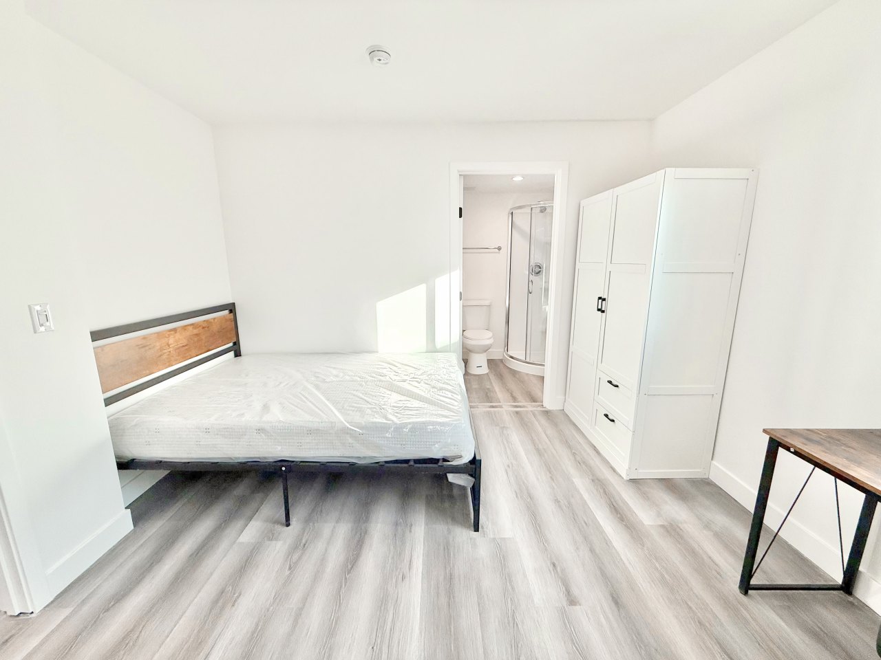 1329 W 36th Street - Co-Living Housing Image 37