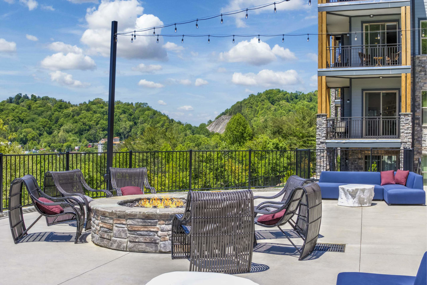 Enclave Piney Mountain Image 18