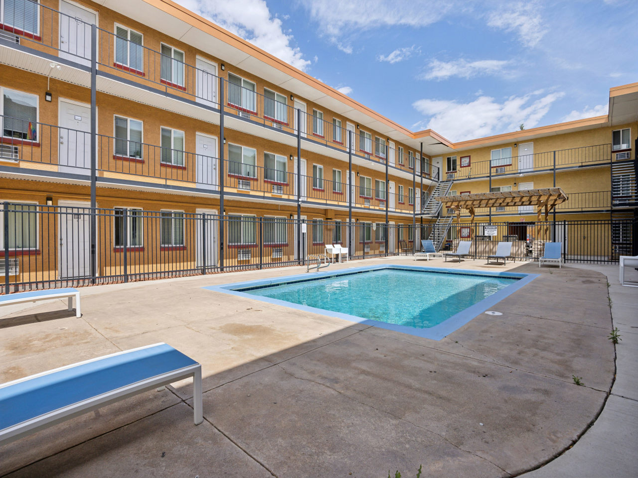Newport Square Apartments Image 26
