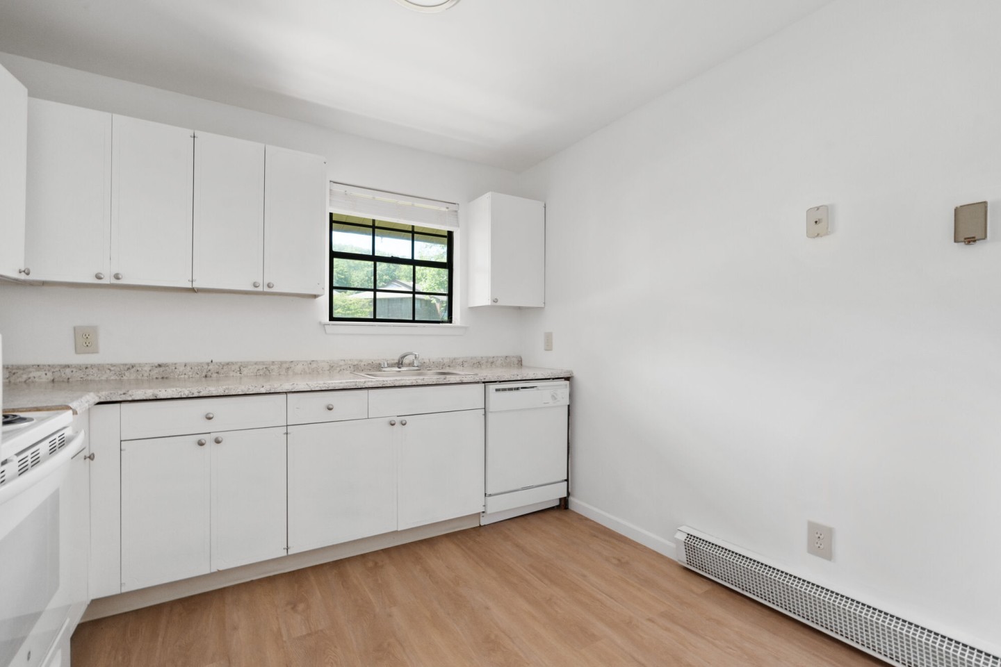 Brook Bridge Apartments Image 12