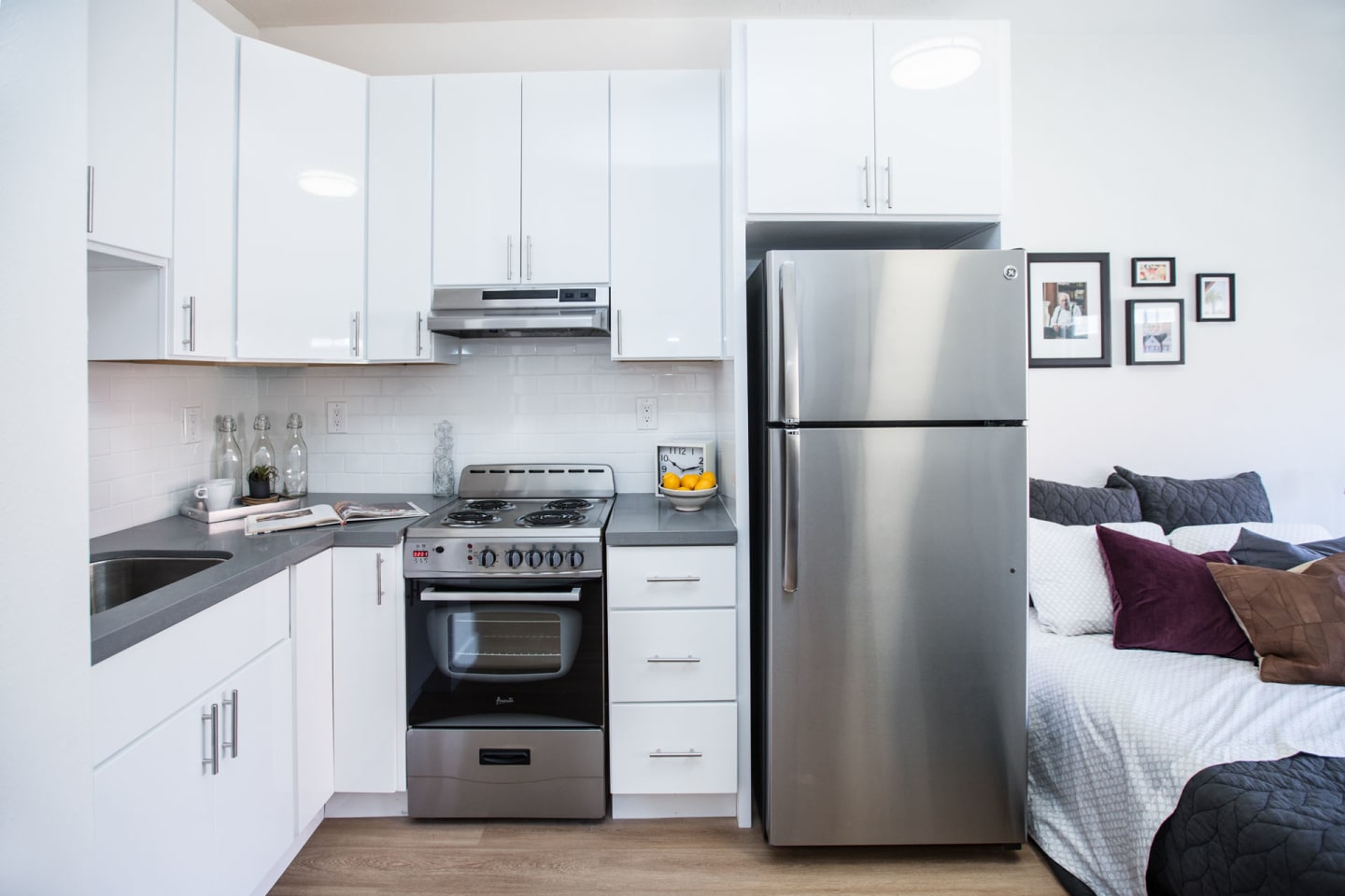 77 Glen Ave Image 15