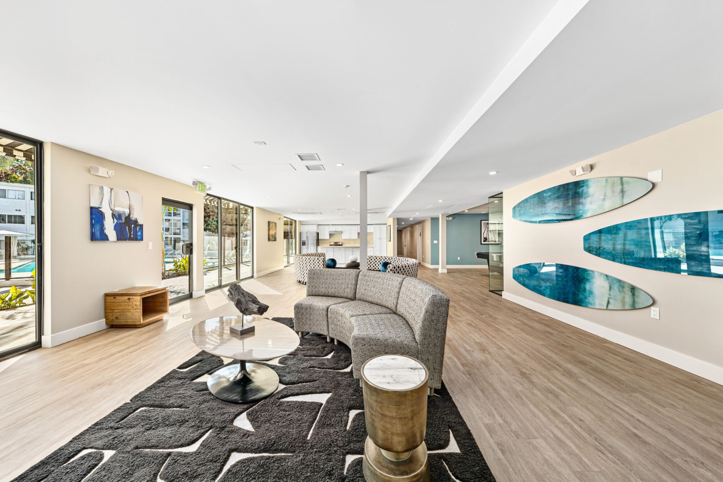 Summerview Beach Resort Luxury Apartments Image 15