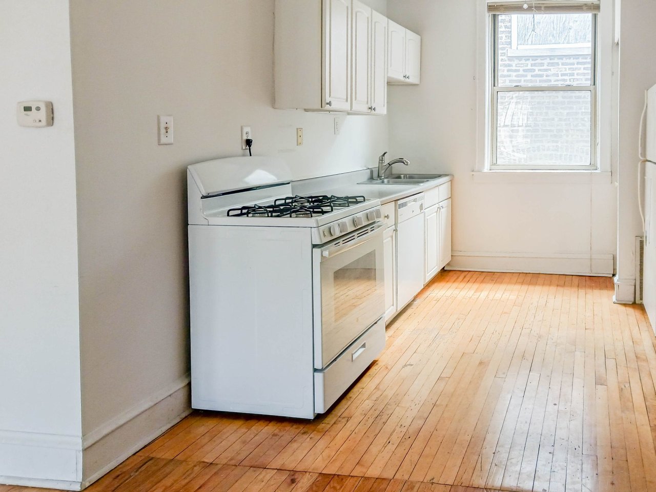 4817-23 N Wolcott Image 6