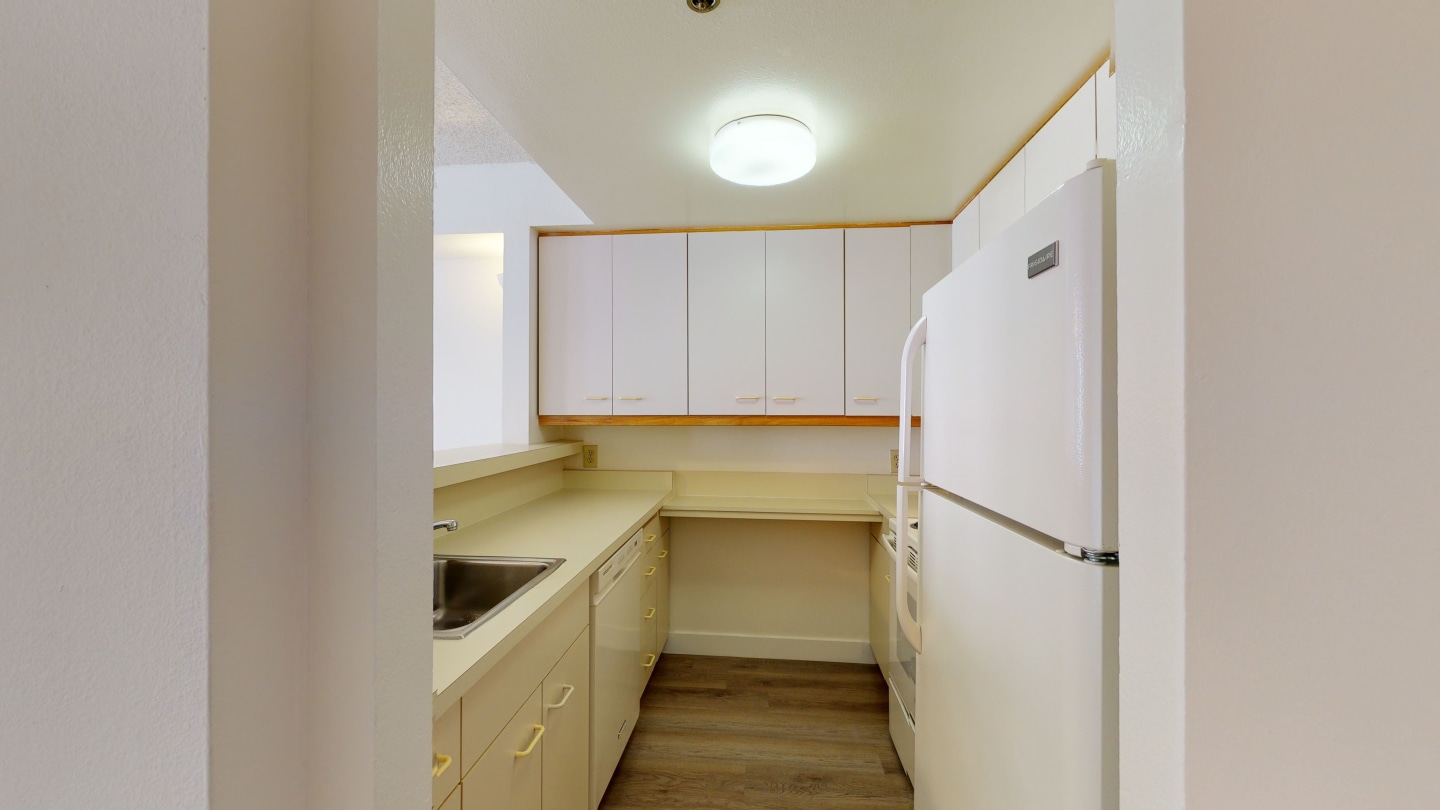 Trinity Towers Apartments Image 41