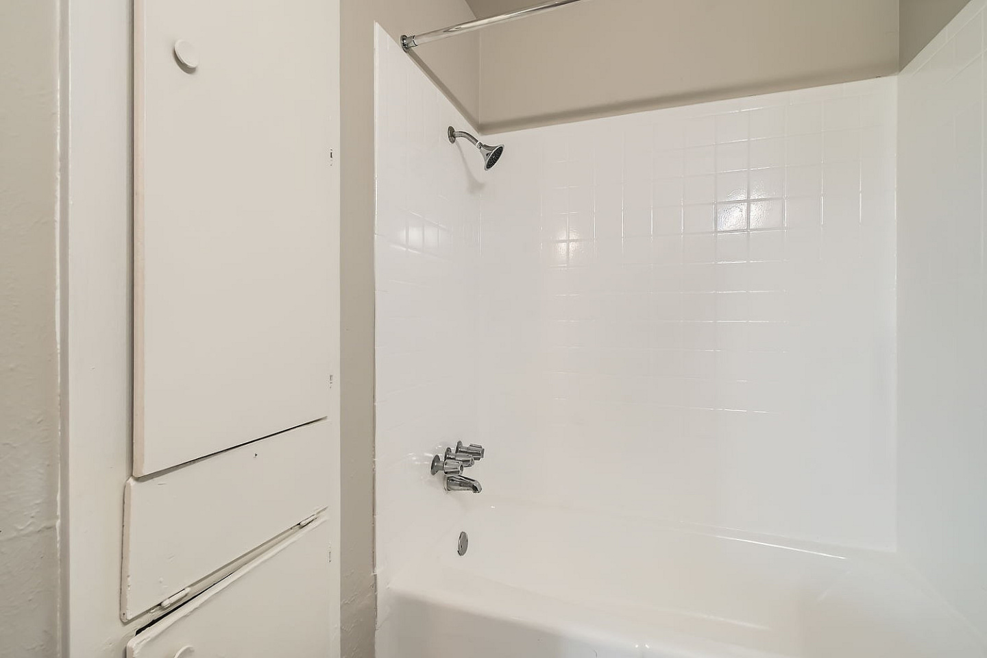 The Courtland Image 34
