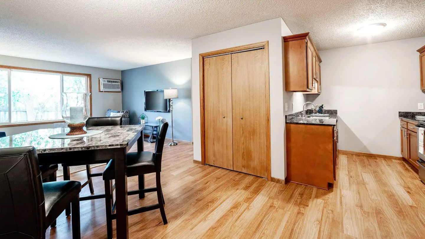 Birchview Apartments Image 2