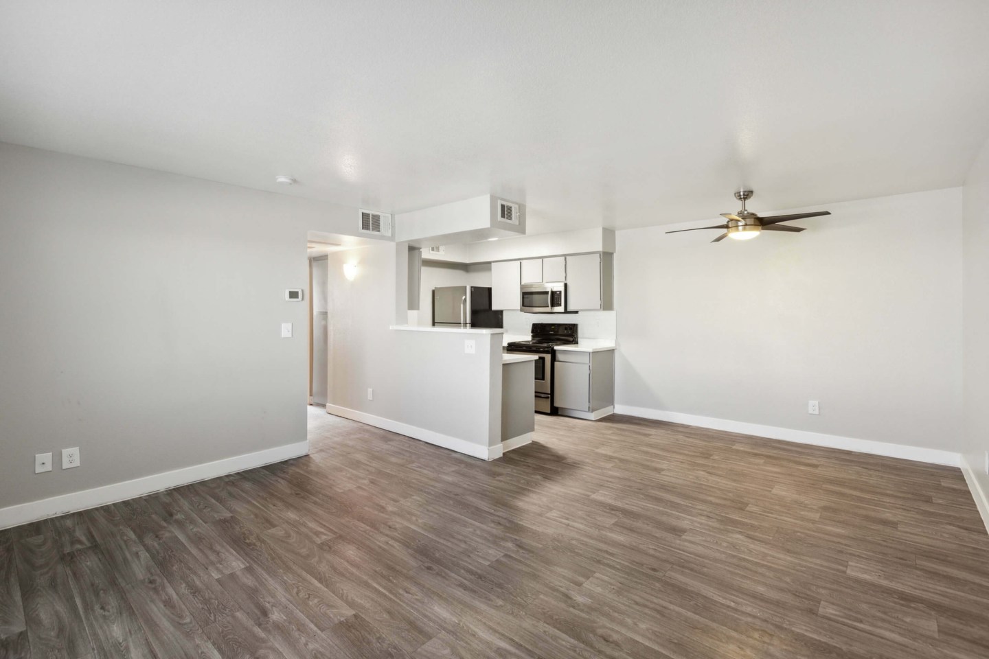 Sunrise Heights Image 23