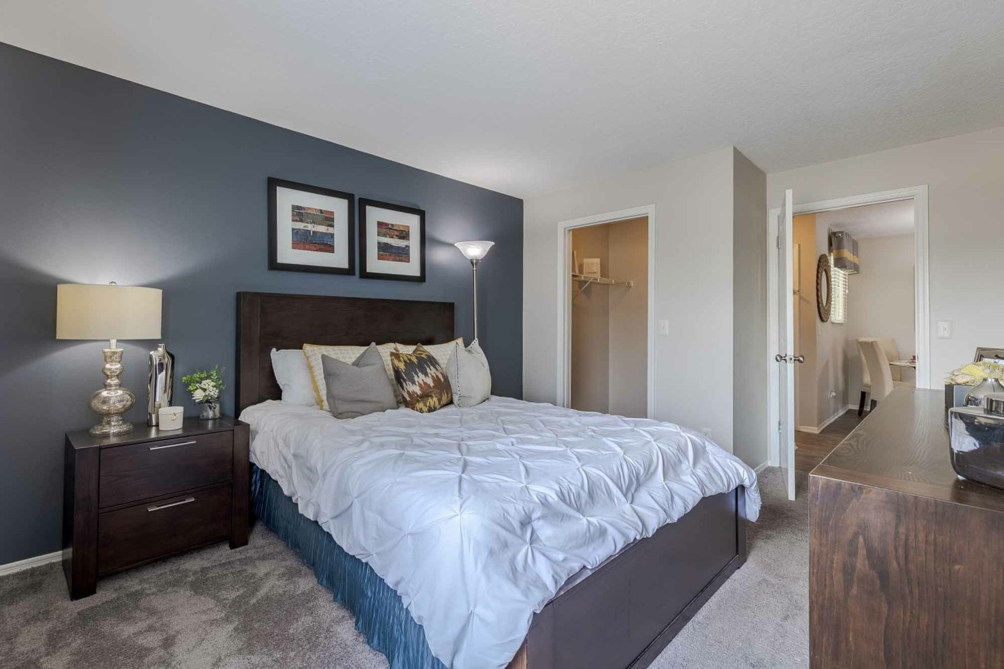 The Savannahs at James Landing Apartments Image 18