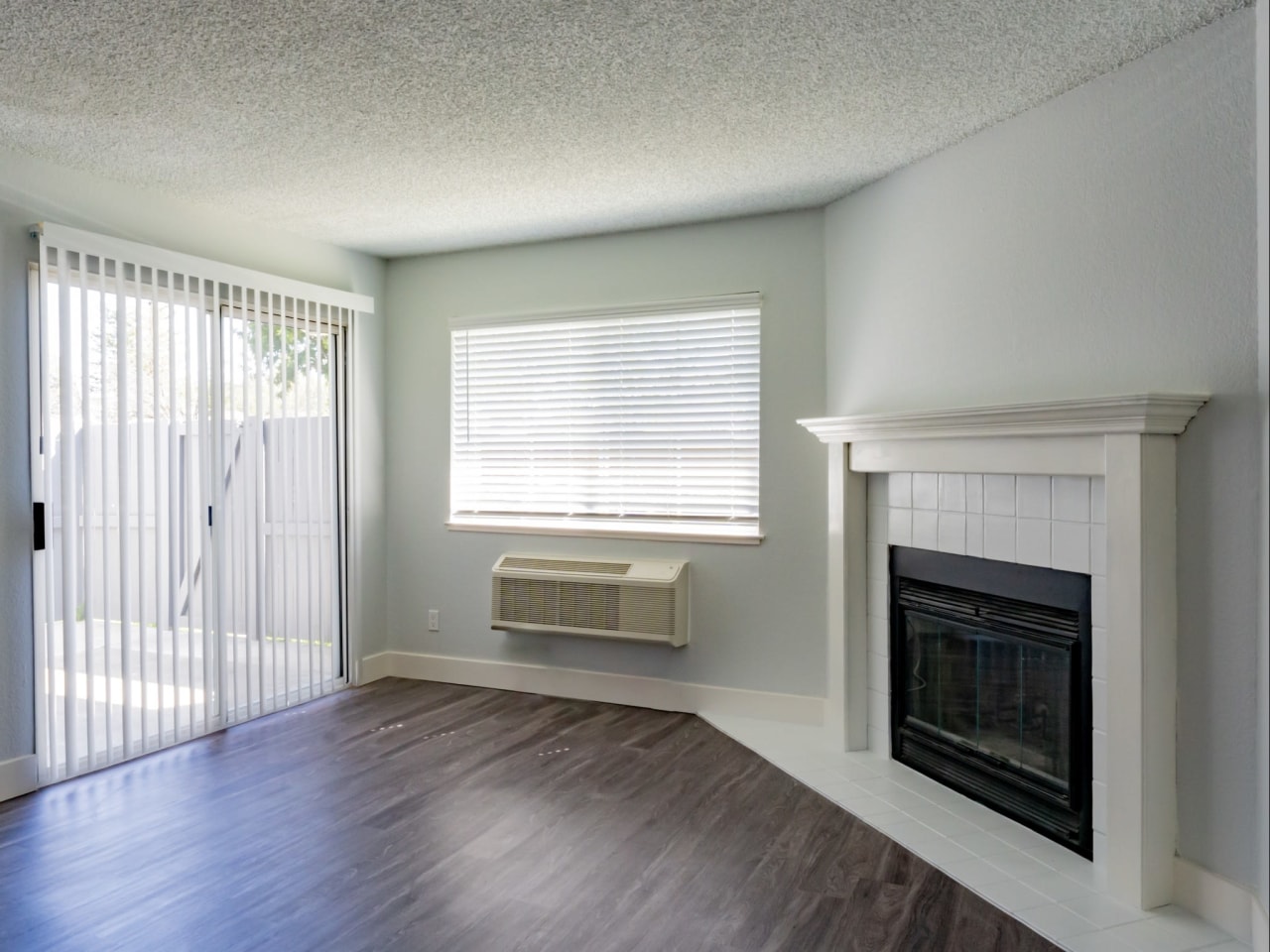 The Arbors Apartments Image 4
