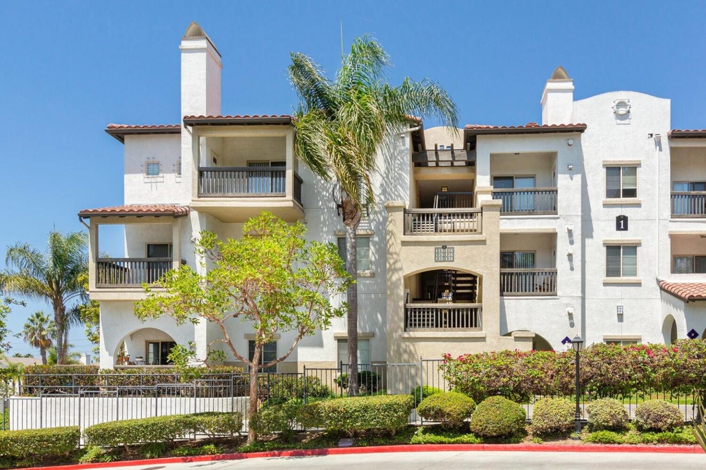 Elan Sevilla Apartments Image 13