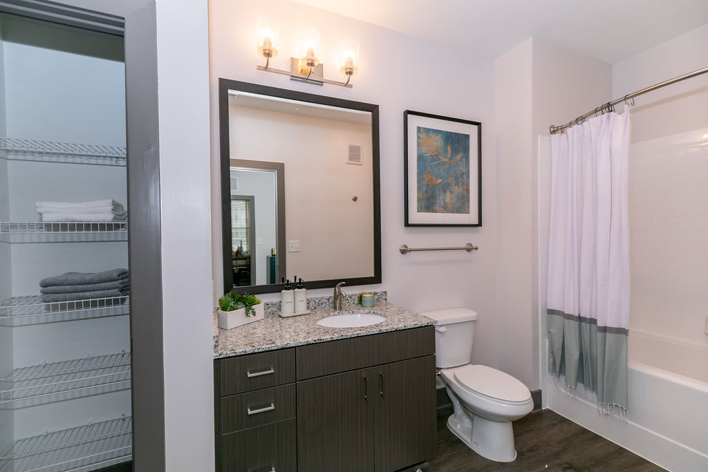 Gibson Flowery Branch Image 10