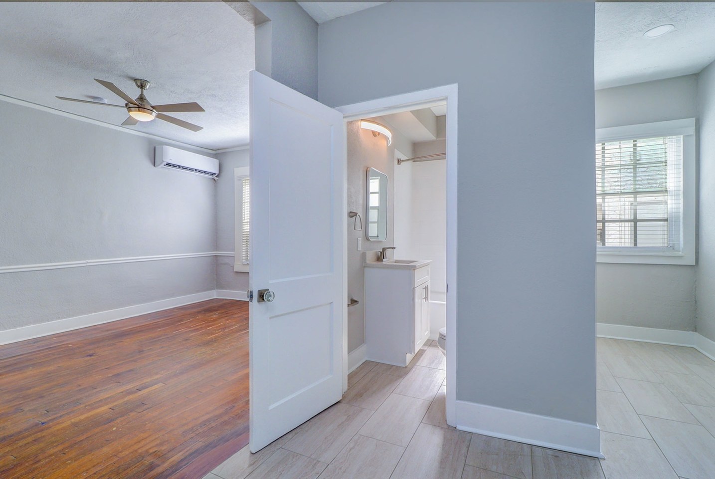 The Hyde Park Collection Image 17