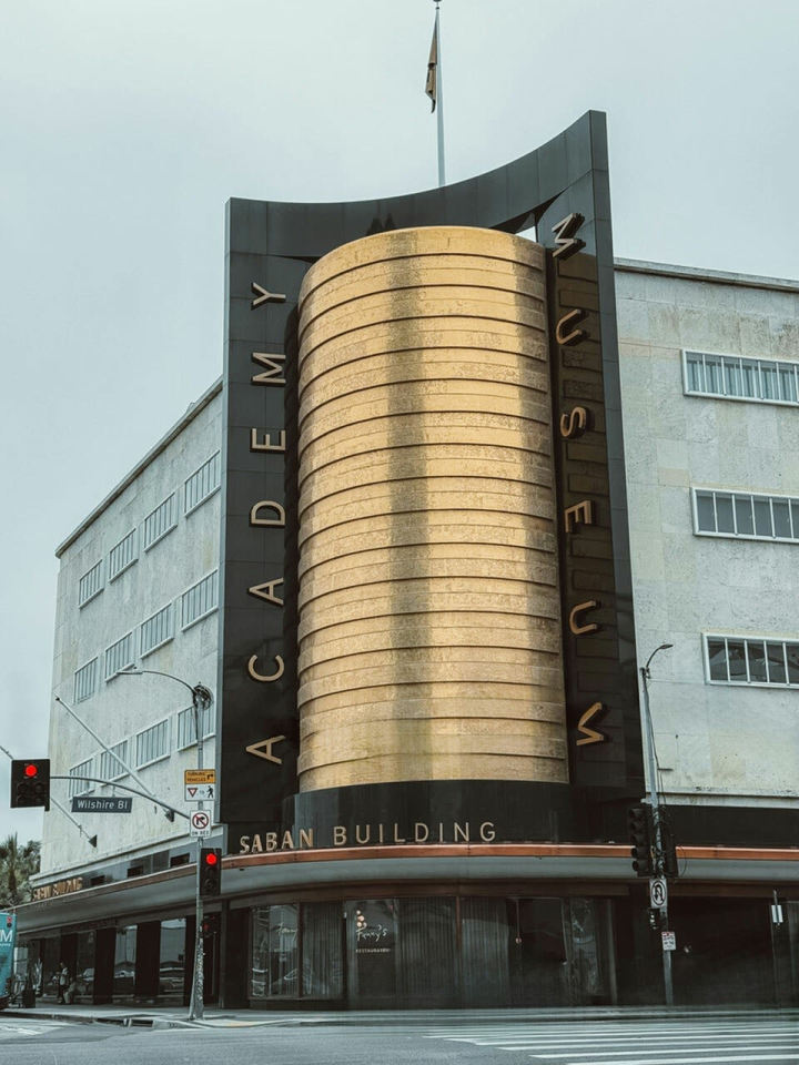 701 Hudson Image 21