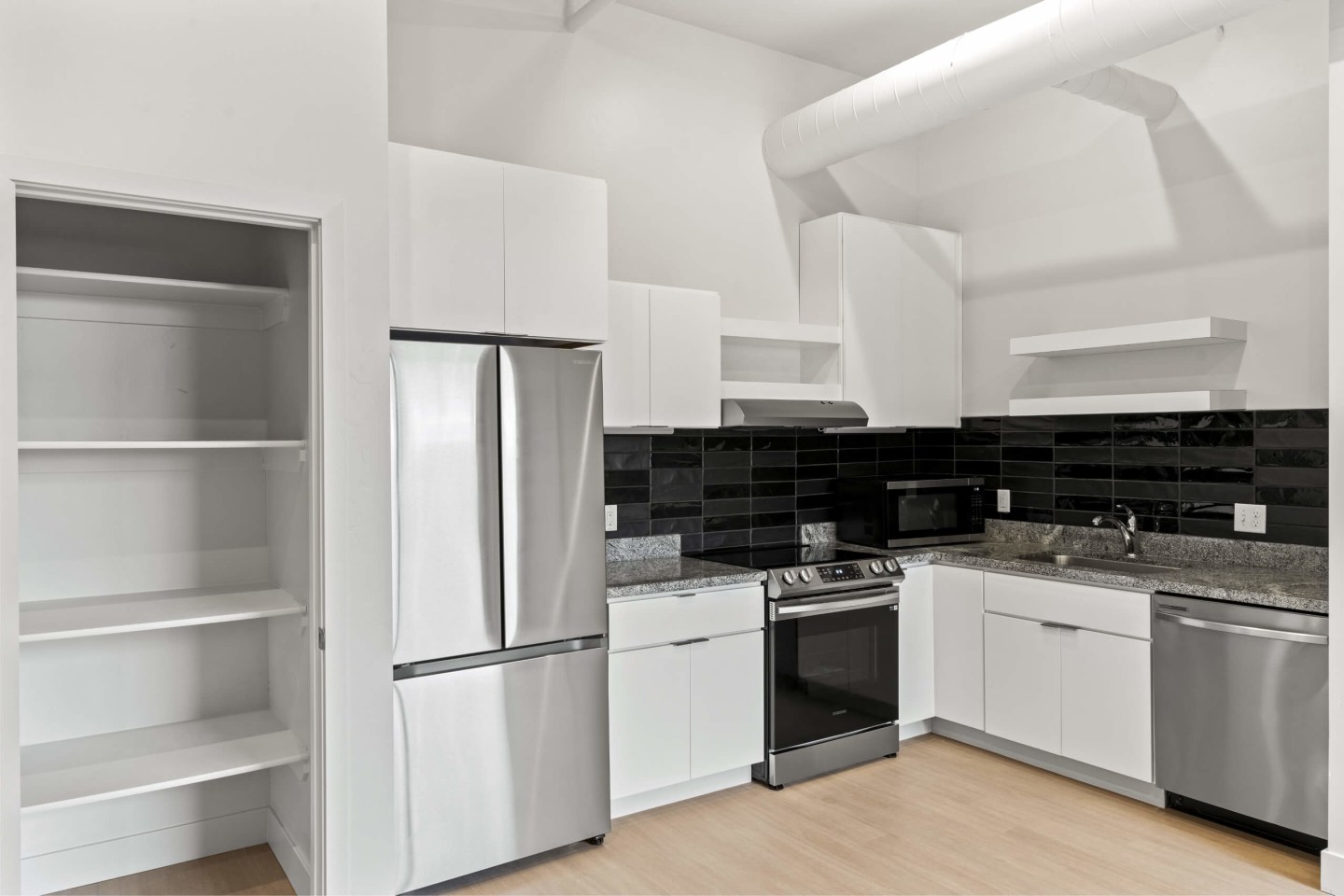 Brickside Heights Image 35