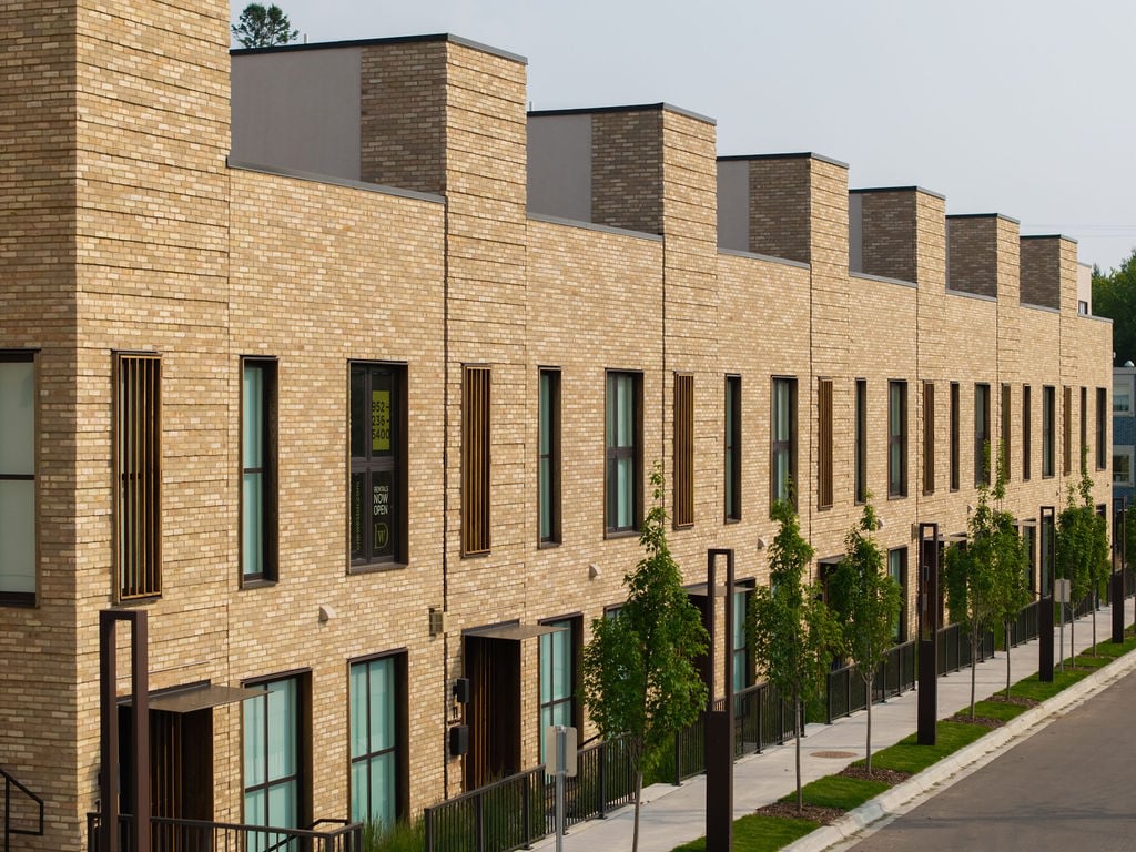 One West Drive Image 3