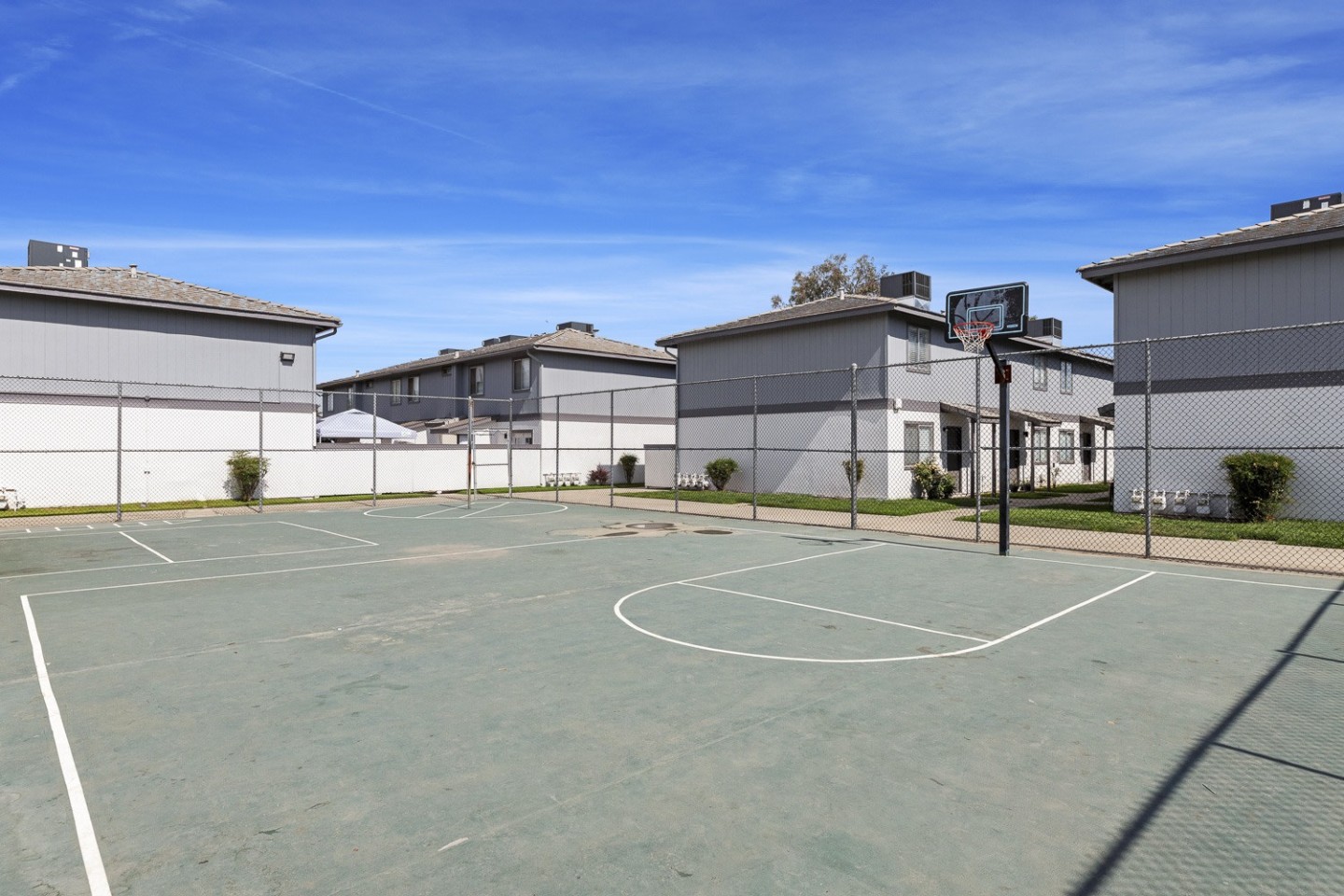 Oak Park Townhomes Image 5