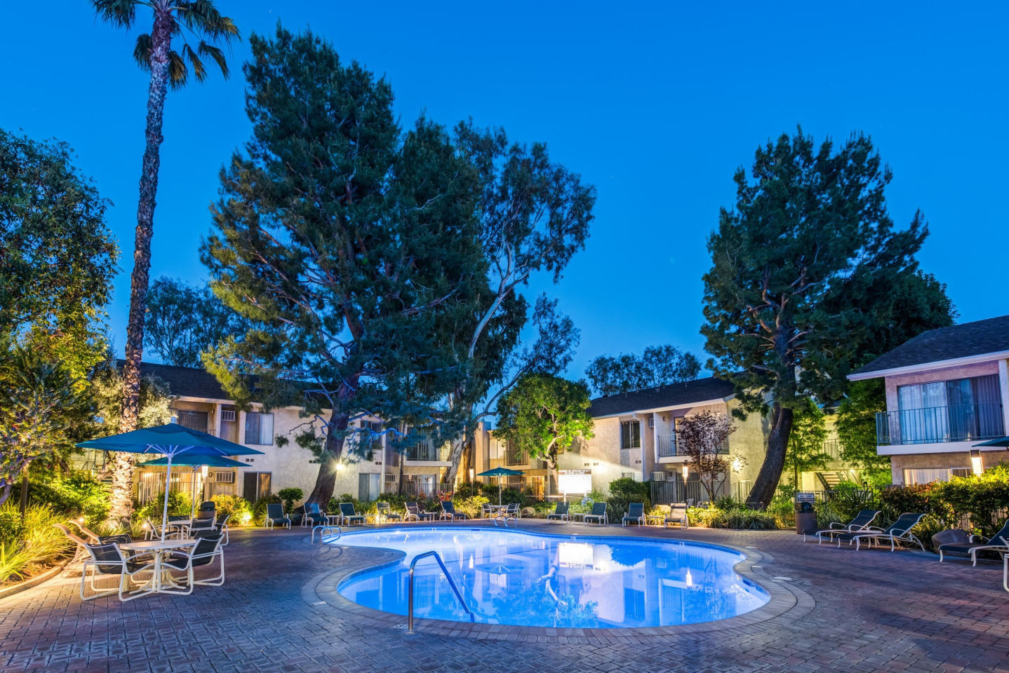 Village Pointe Image 1