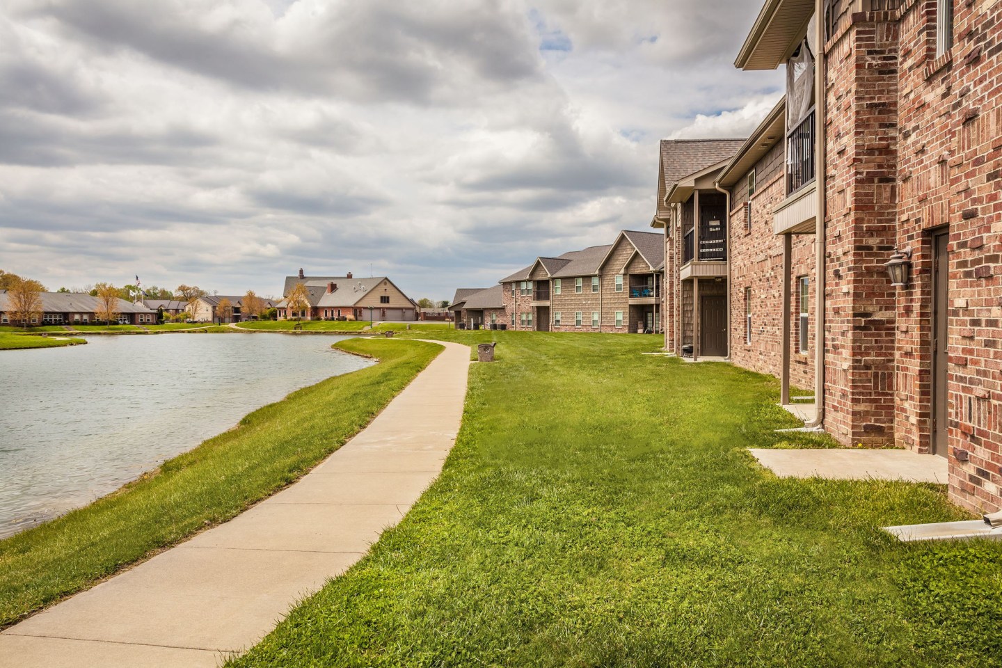 Cobblestone Crossings Image 18