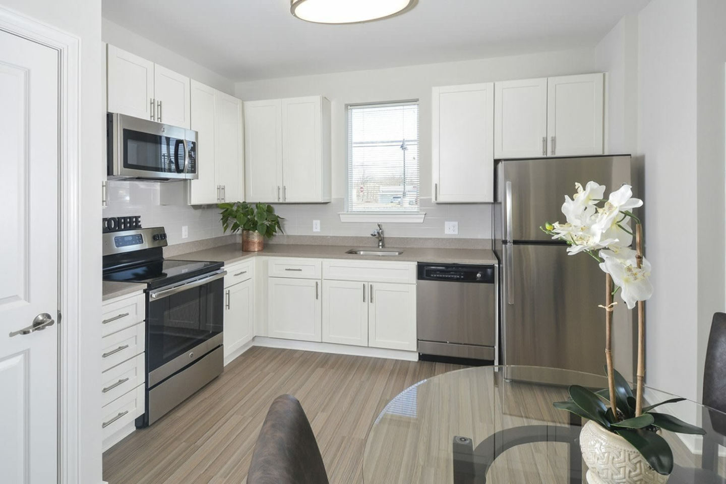 Westside Apartments and Shopping Image 24