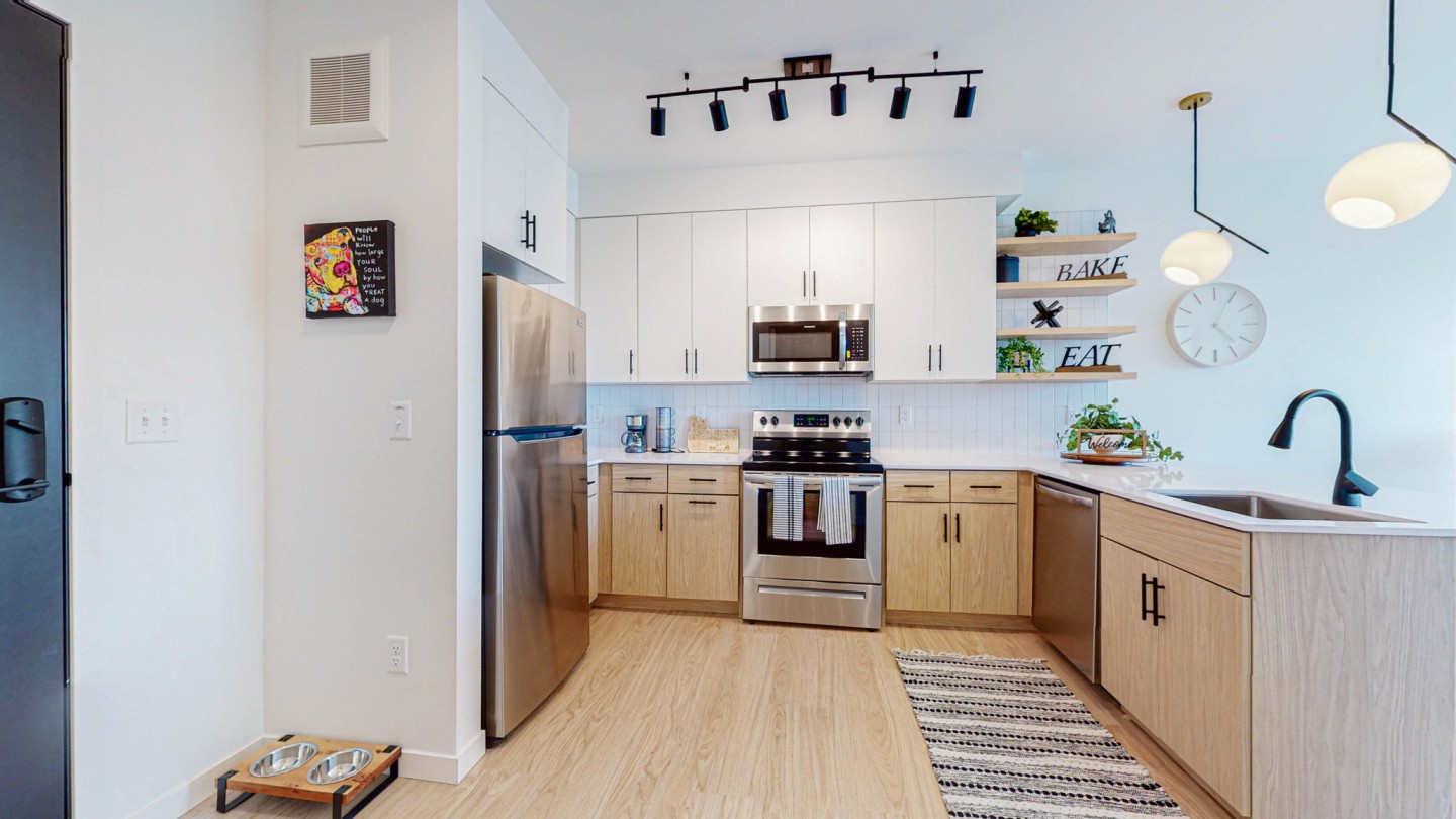 City Line Apartments Image 34
