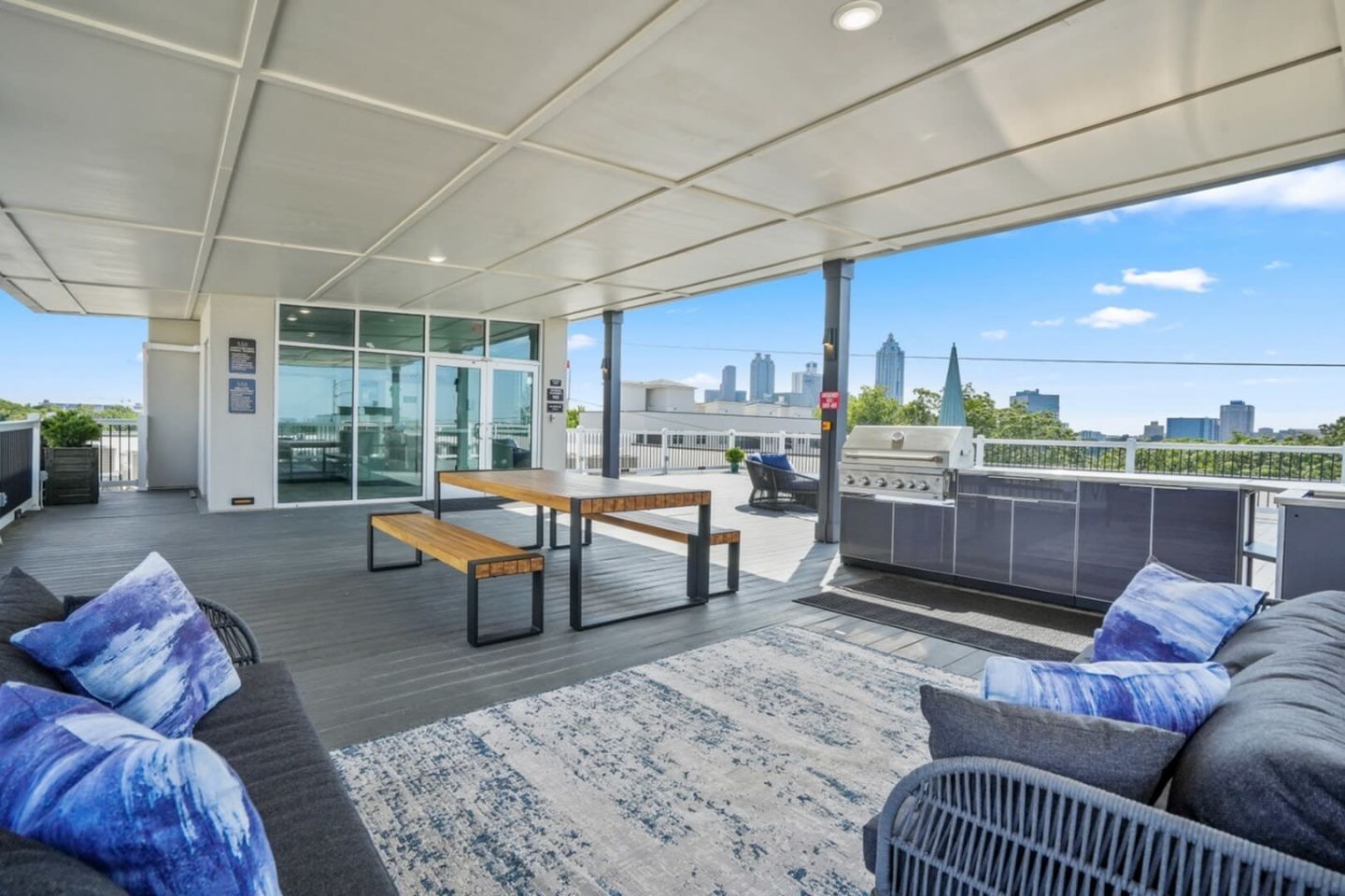555 Boulevard Image 38