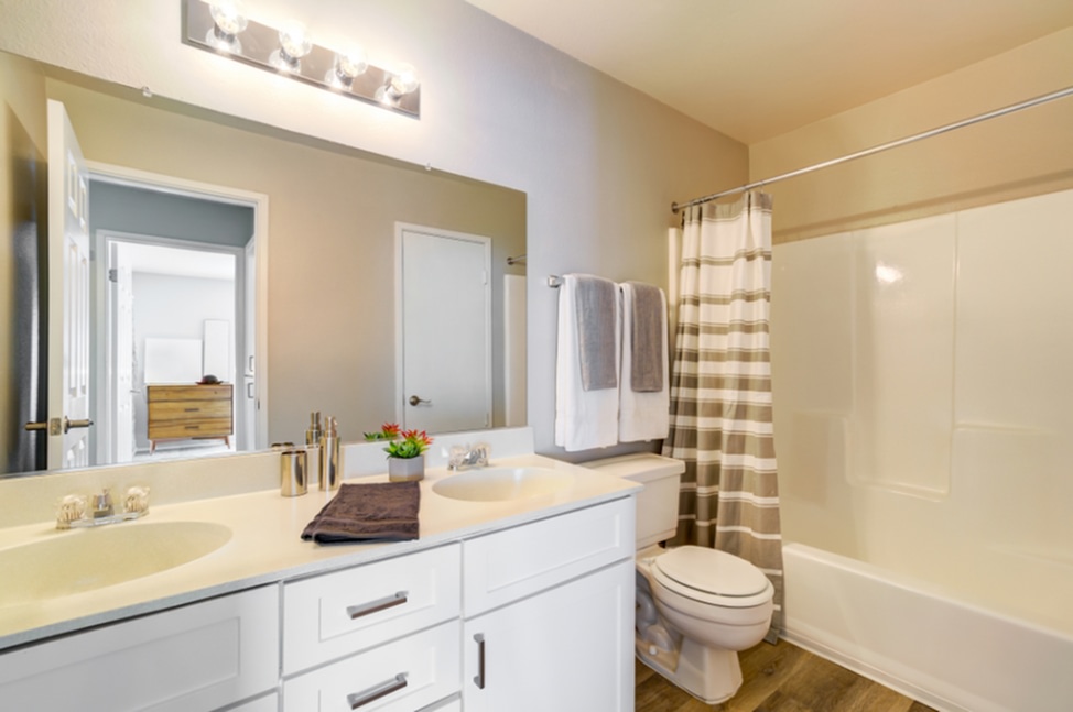The Grove Luxury Apartments Image 26