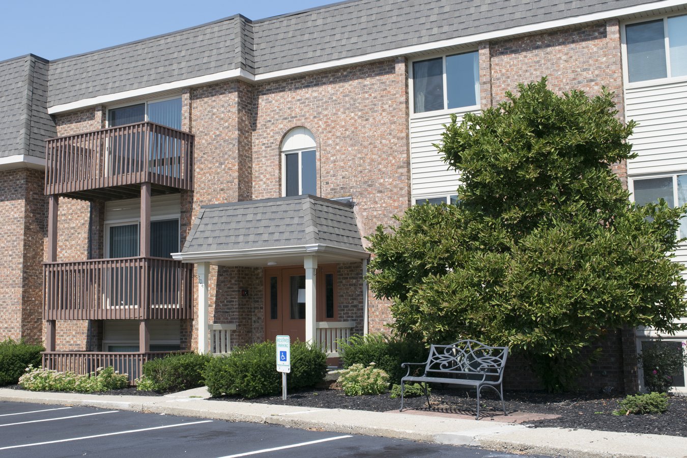 Brynwood Apartments Image 2