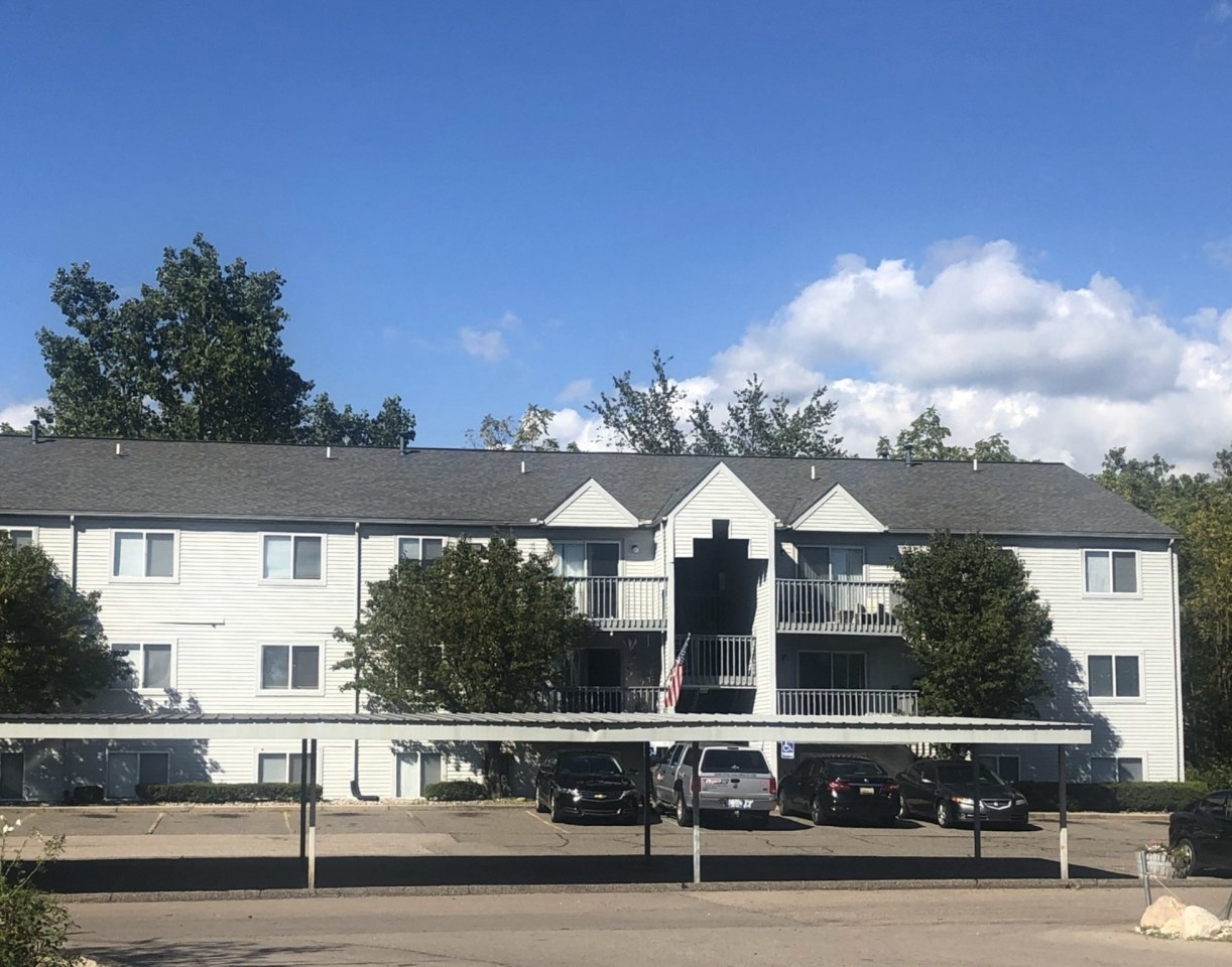 Greyberry Apartments Image 4